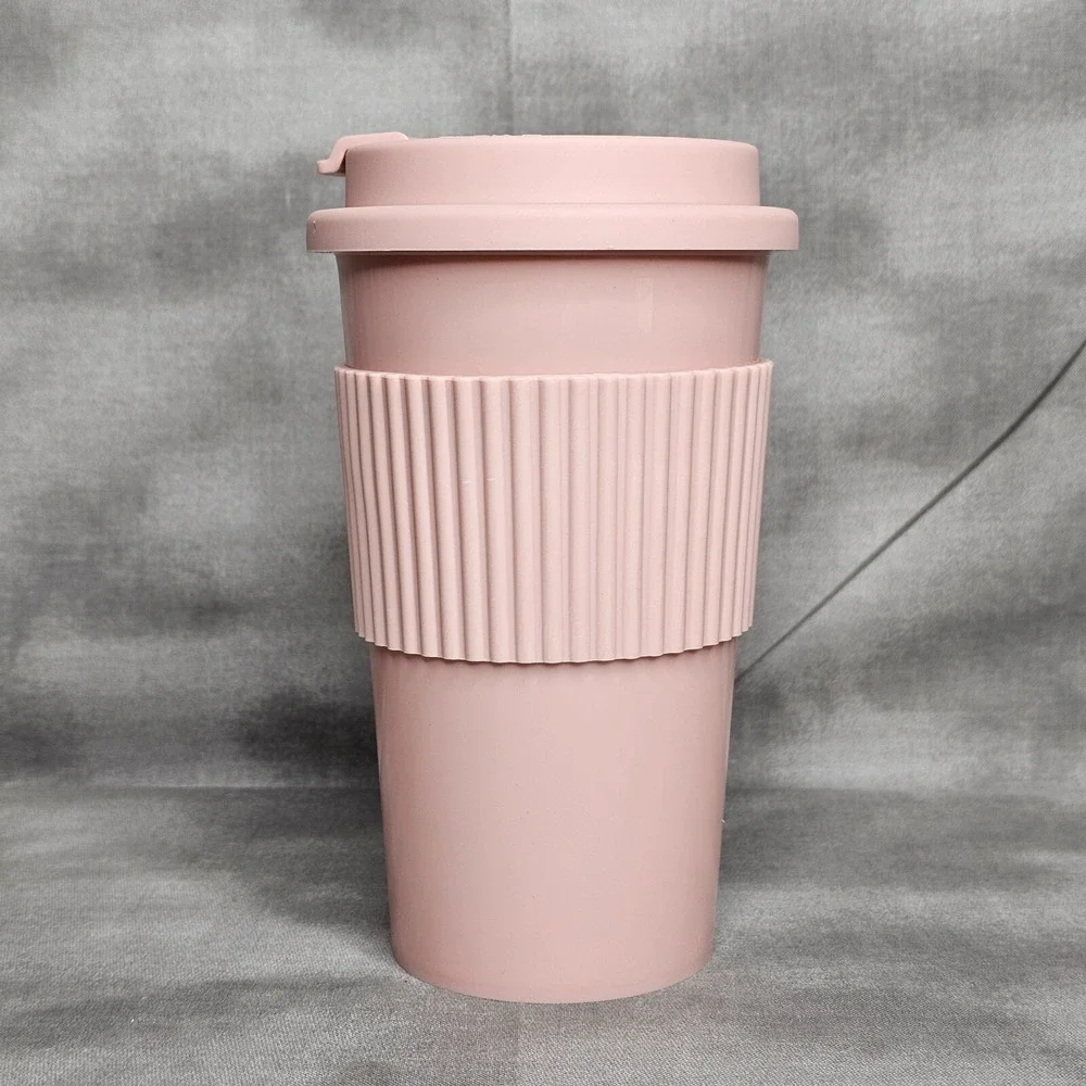 LOT OF 14 - Plastic 18 oz Coffee‎ Tumbler w/Lid - PINK - NEW